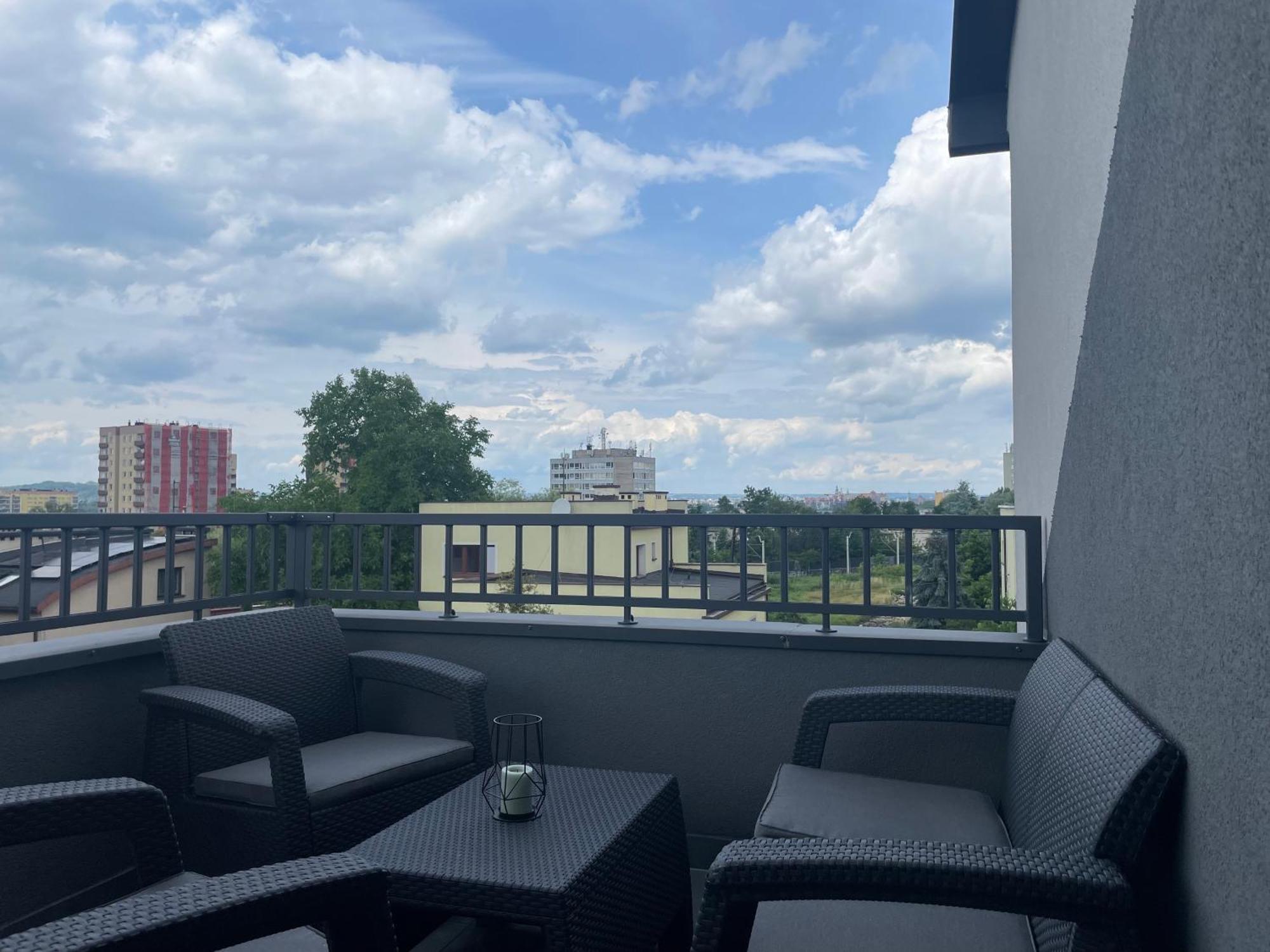 Апартаменти Near Sanktuarium Beautiful View And Free Parking Краків Екстер'єр фото